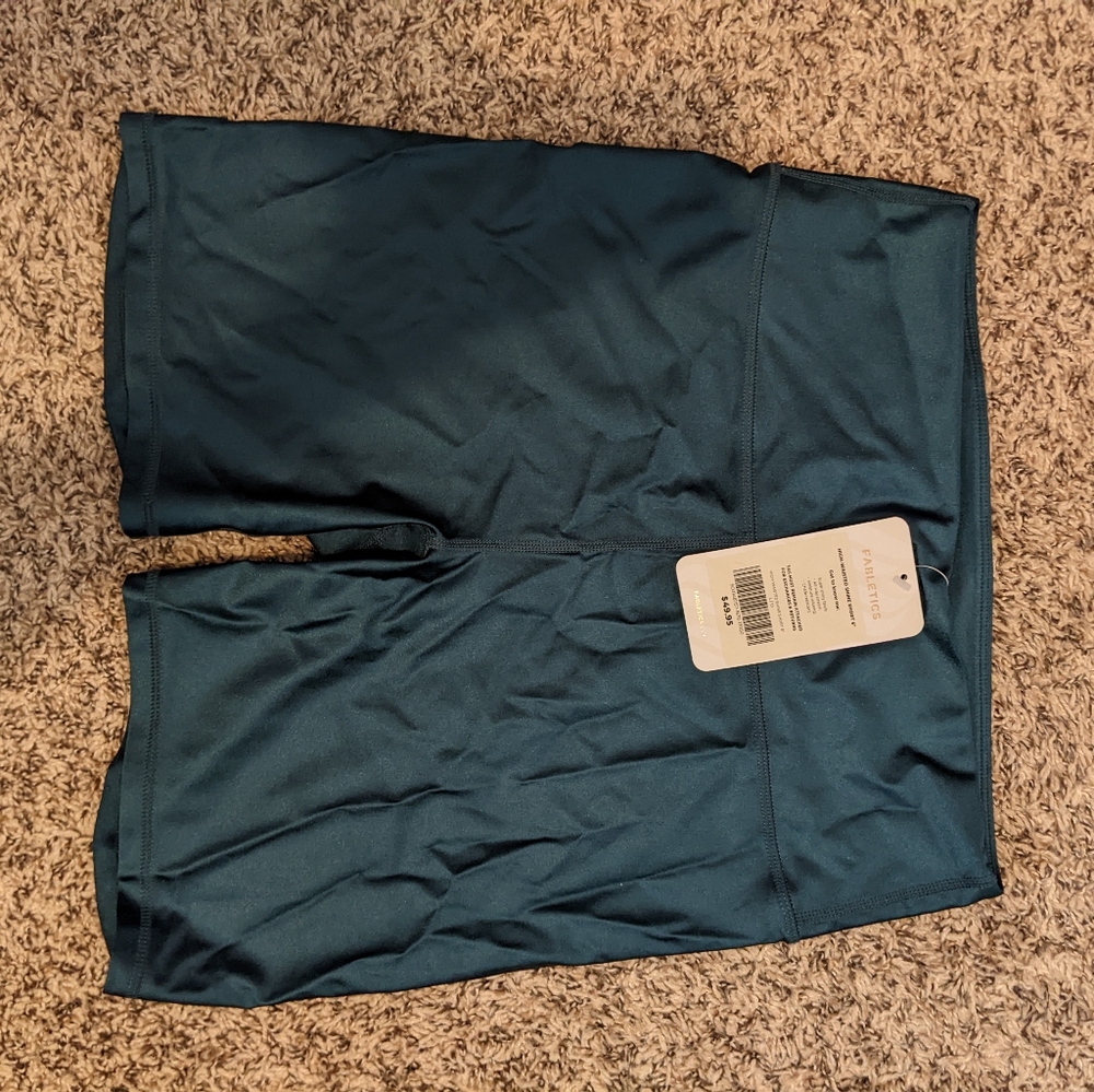 Fabletics 6" Teal Bike Short